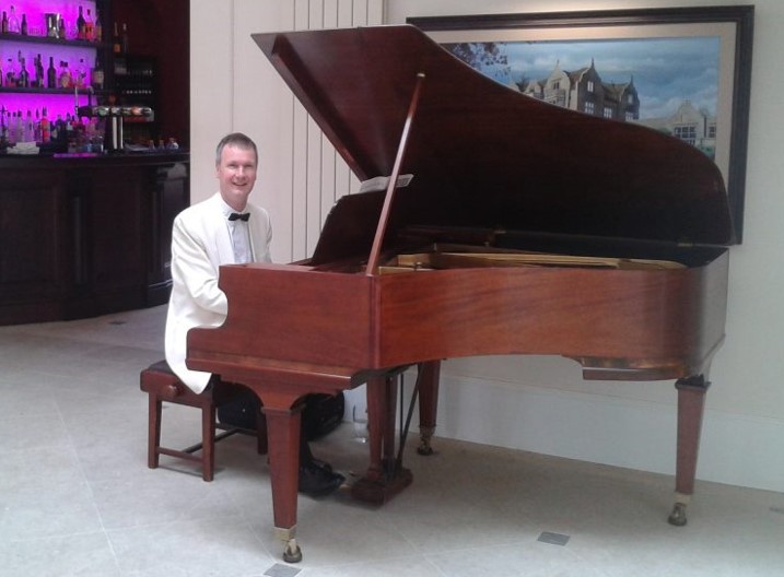 The Bath Pianist, playing the piano at an event 